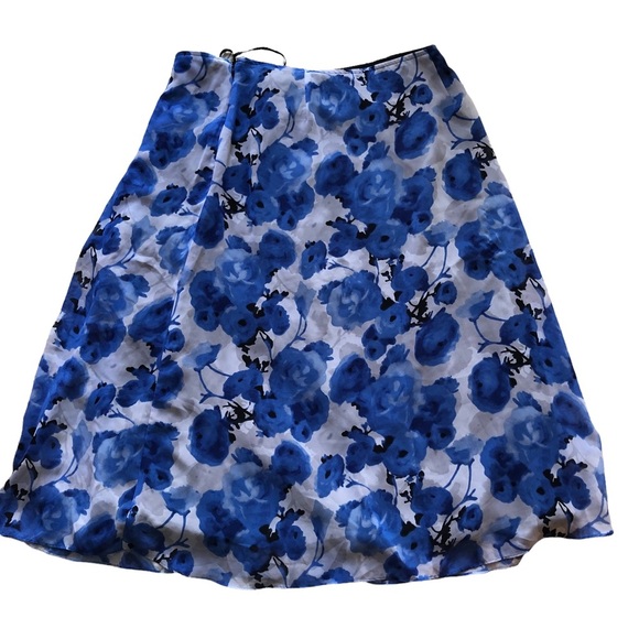 Jones Wear Floral Midi Skirt - Picture 2 of 11
